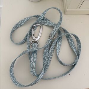 Dog leash